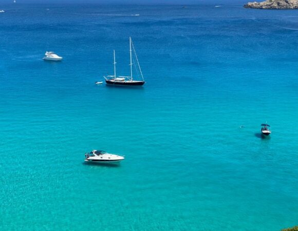 Menorca en primavera: un paraíso de calma y belleza natural