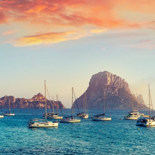 Ibiza 8 días de sol, Primavera y Verano 2025